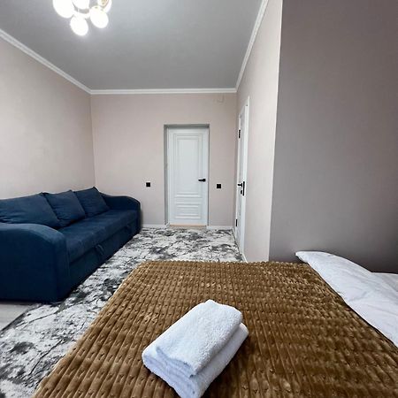 Maral Guesthouse Karakol Luaran gambar