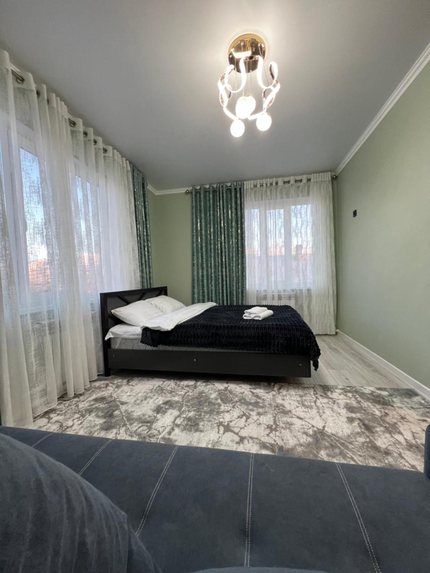 Maral Guesthouse Karakol Luaran gambar